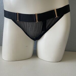 VICTORIA’S SECRET VERY SEXY STRAPPY PANTIES CUT CHEEKY PANTY NEW WITH TAGS